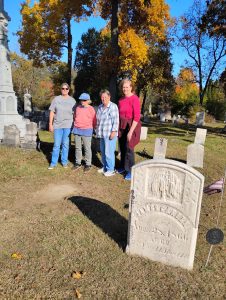 Oct2024-DAR-DayOfService-WhiteLakeCemeteryMI-2